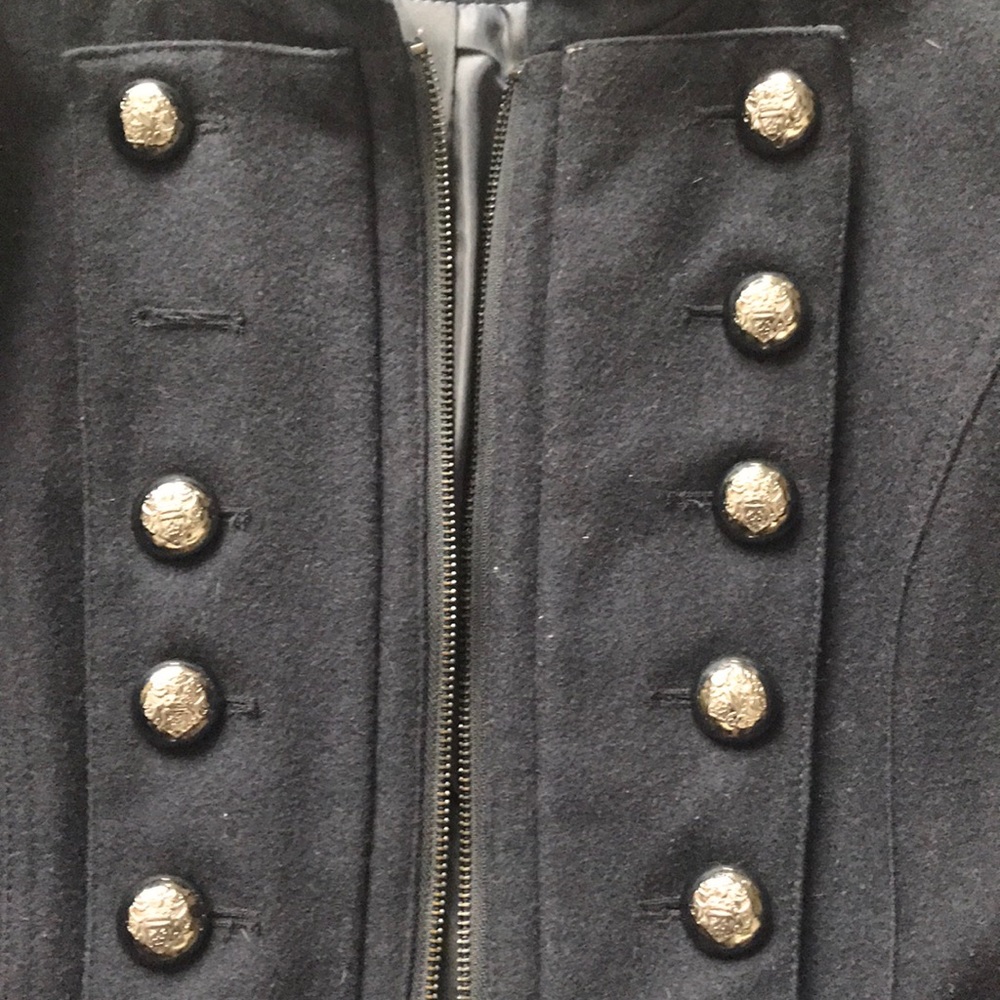 Coat - Picture 3 of 7